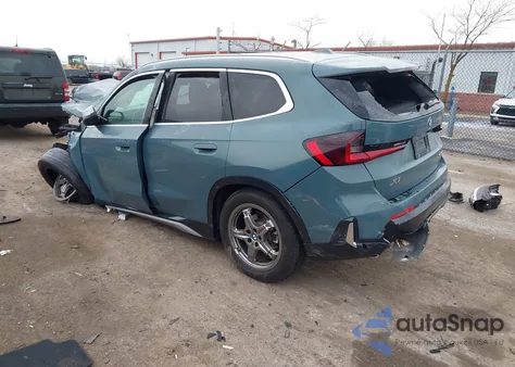 2023 BMW X1 xDrive28I из США, поврежденный, VIN WBX73EF01P5X90077